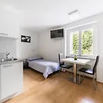 ベッド・アンド・ブレックファスト B＆b リバー