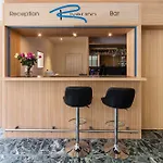 B＆b リバー 3* サンモリッツ