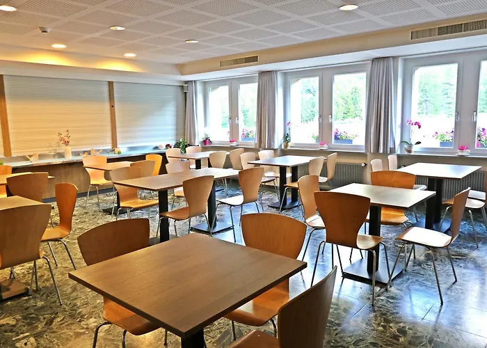 Couette-café River 3*