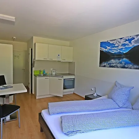 River Bed & Breakfast 3*